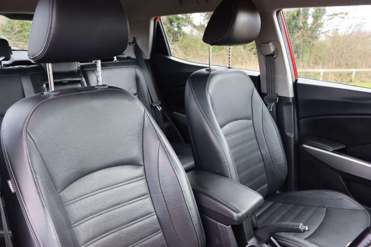 2016 SSANGYONG TIVOLI 2016 SSANGYONG TIVOLI