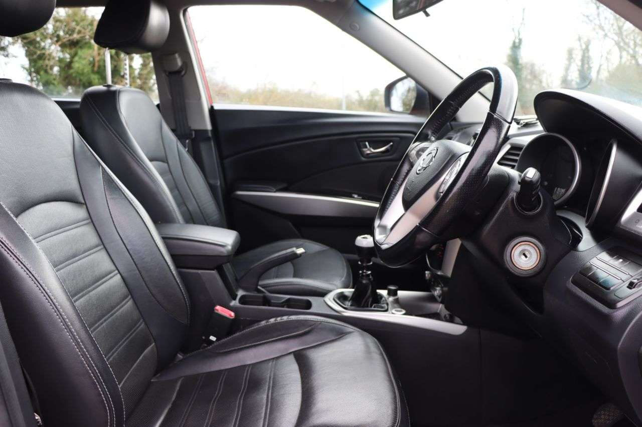 2016 SSANGYONG TIVOLI 2016 SSANGYONG TIVOLI