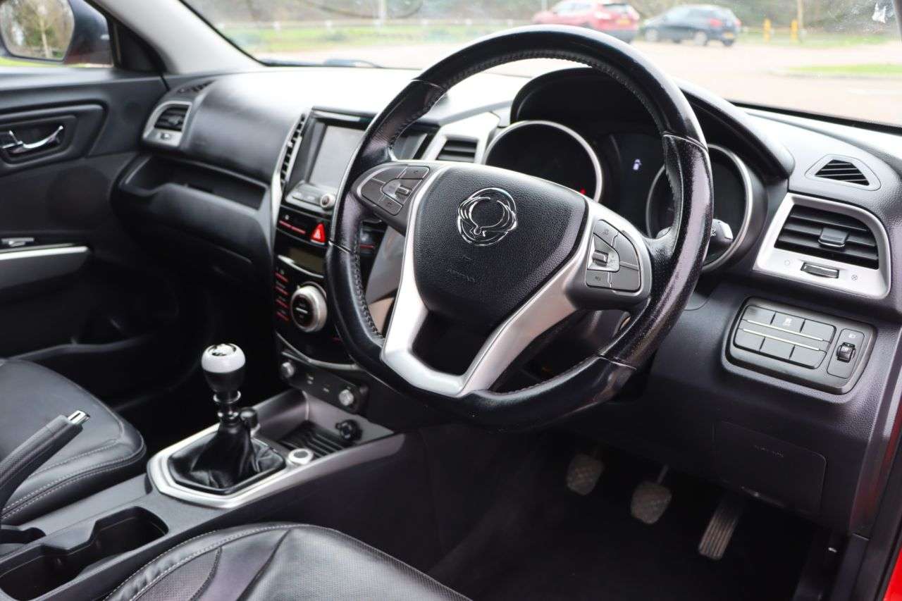 2016 SSANGYONG TIVOLI 2016 SSANGYONG TIVOLI
