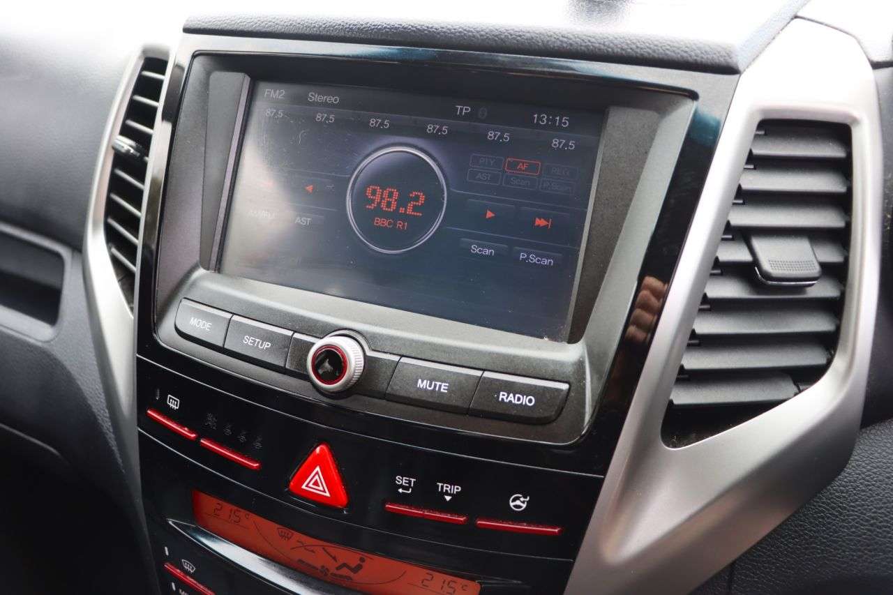 2016 SSANGYONG TIVOLI 2016 SSANGYONG TIVOLI