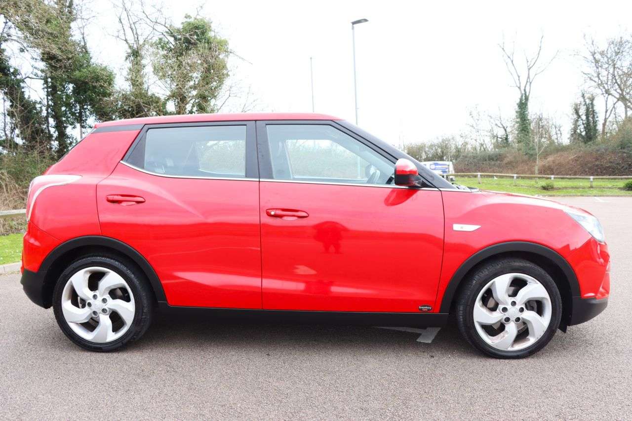 2016 SSANGYONG TIVOLI 2016 SSANGYONG TIVOLI