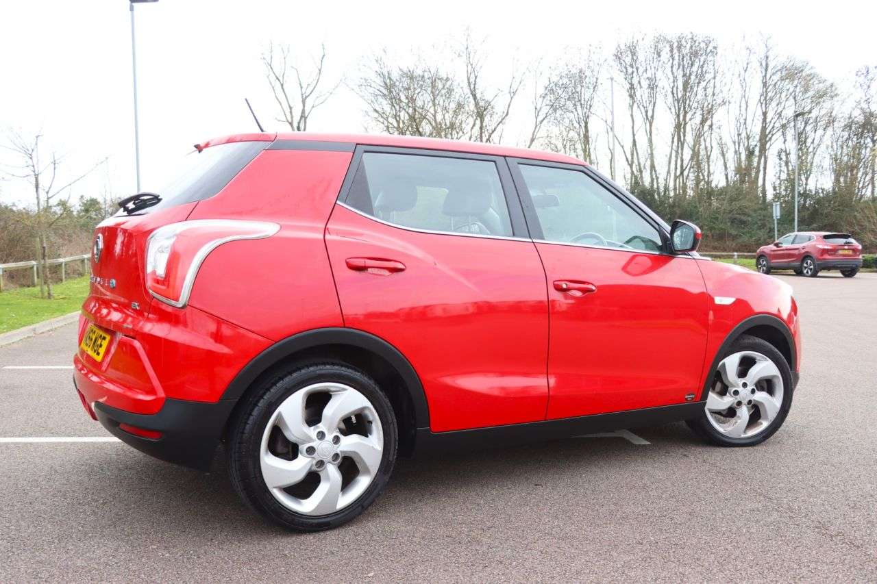 2016 SSANGYONG TIVOLI 2016 SSANGYONG TIVOLI