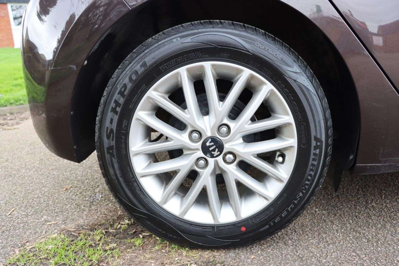 2017 KIA RIO 2017 KIA RIO