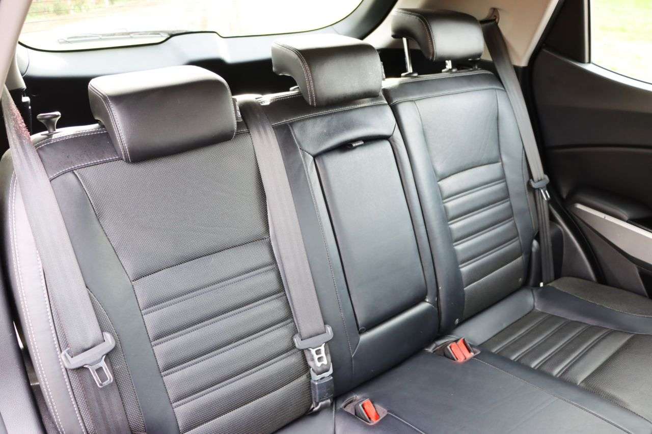 2015 SSANGYONG TIVOLI 2015 SSANGYONG TIVOLI