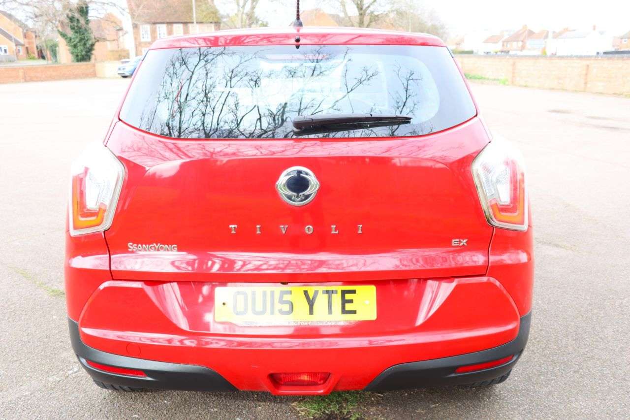 2015 SSANGYONG TIVOLI 2015 SSANGYONG TIVOLI