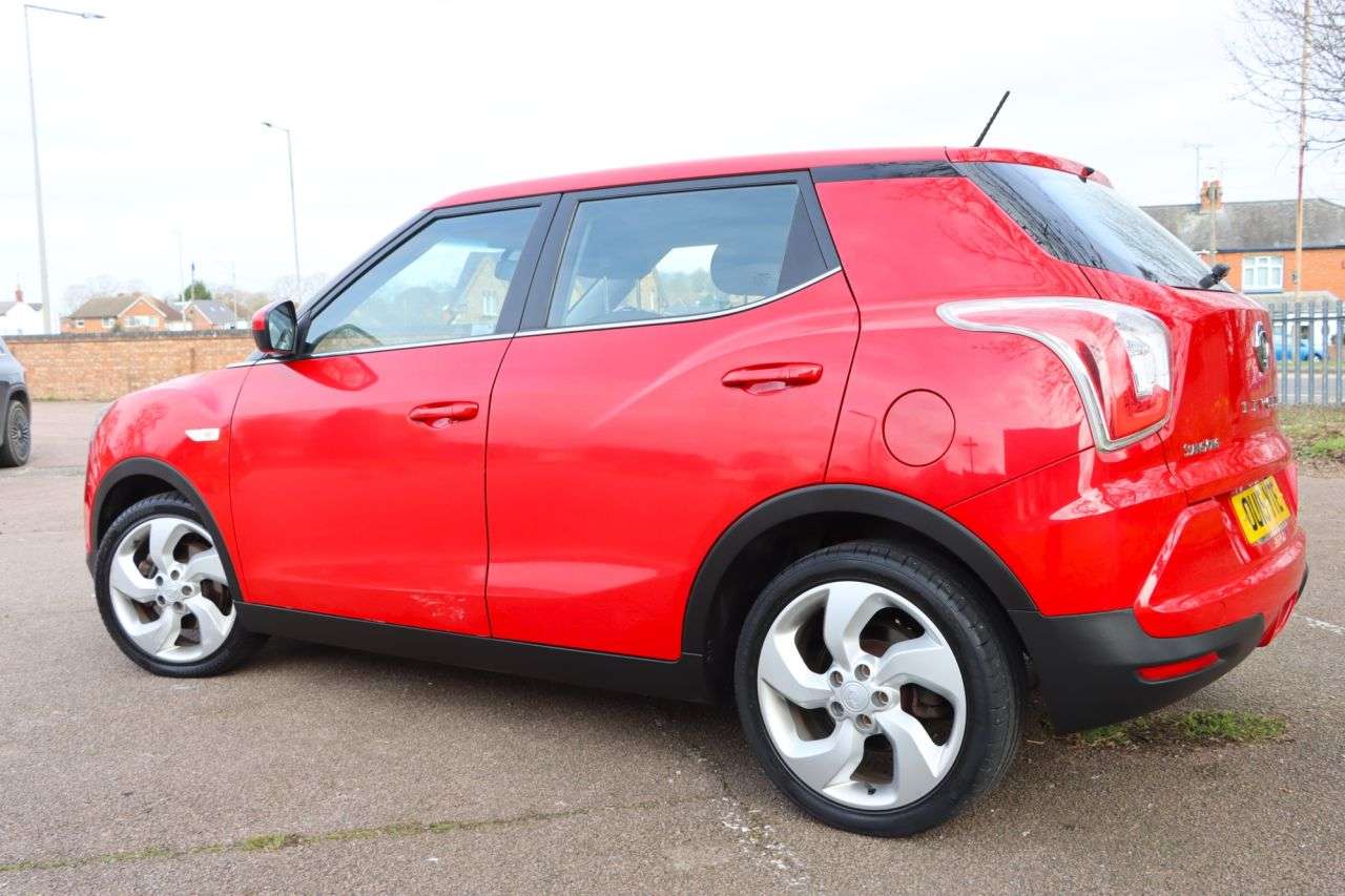 2015 SSANGYONG TIVOLI 2015 SSANGYONG TIVOLI