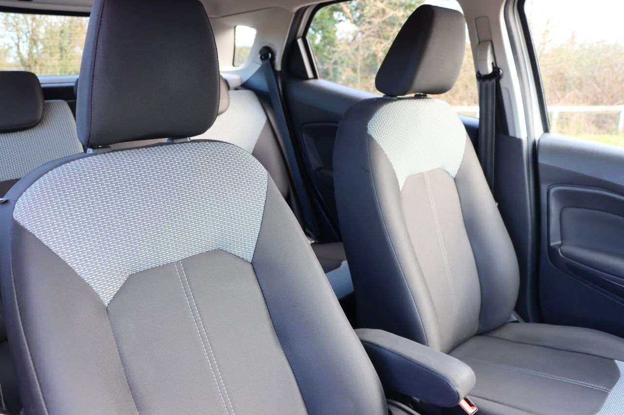 2017 FORD ECOSPORT 2017 FORD ECOSPORT