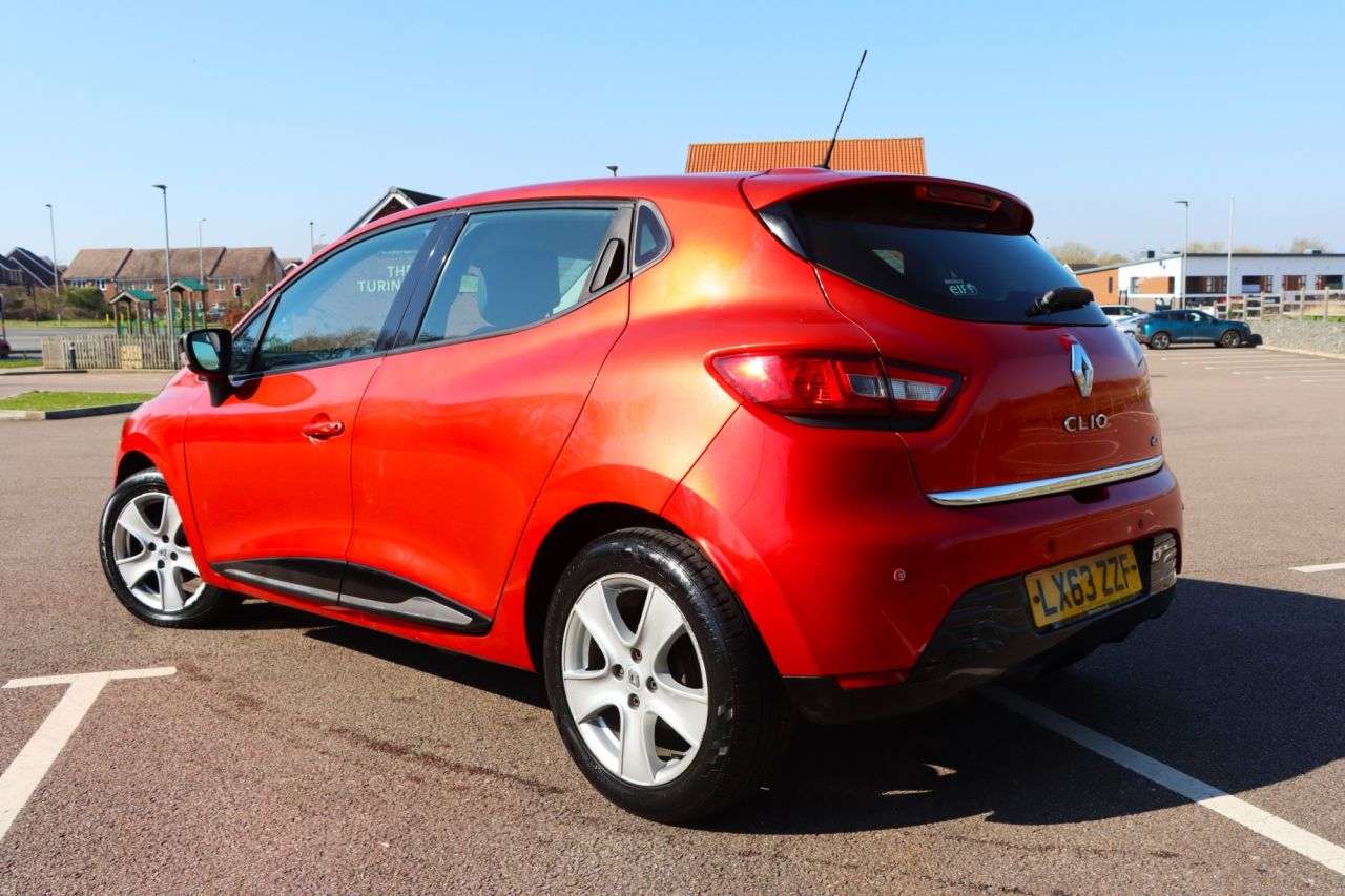 A 2013 RENAULT CLIO 1.5 dCi Dynamique MediaNav Hatchback 5dr Diesel Manual Euro 5 (s/s) (90 ps) A 2013 RENAULT CLIO 1.5 dCi Dynamique MediaNav Hatchback 5dr Diesel Manual Euro 5 (s/s) (90 ps)