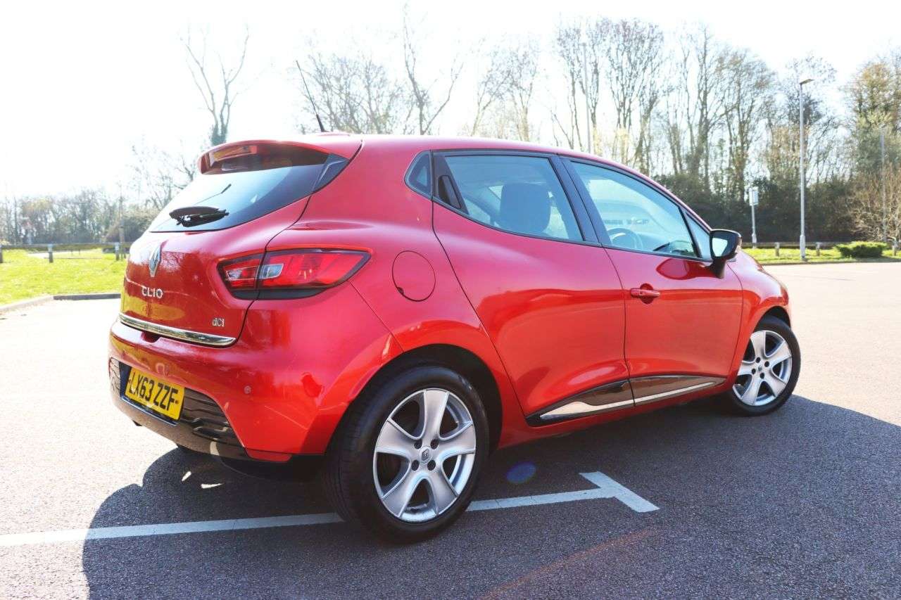2013 RENAULT CLIO 2013 RENAULT CLIO