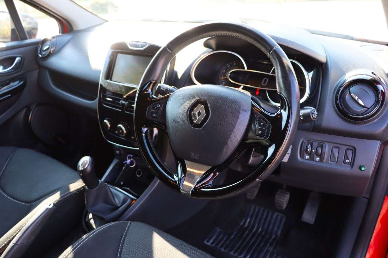 2013 RENAULT CLIO 2013 RENAULT CLIO