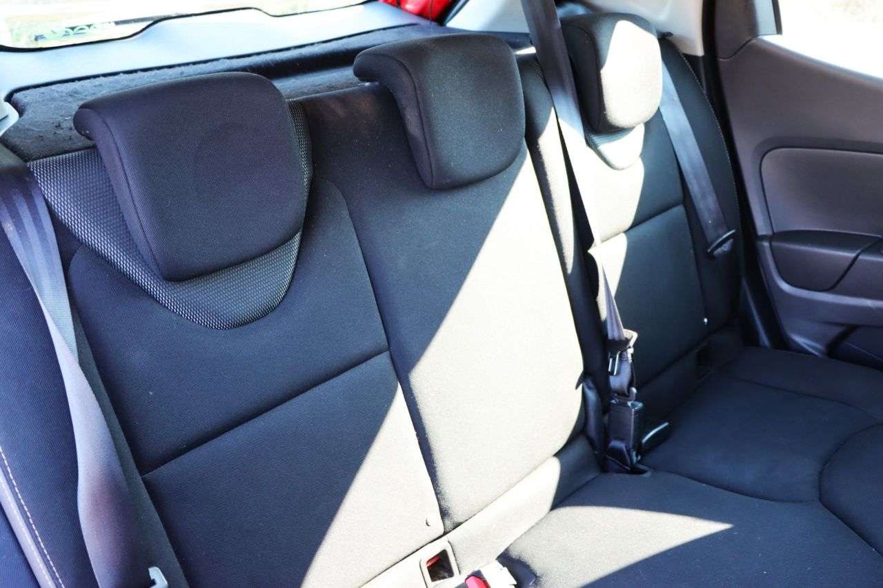 2013 RENAULT CLIO 2013 RENAULT CLIO