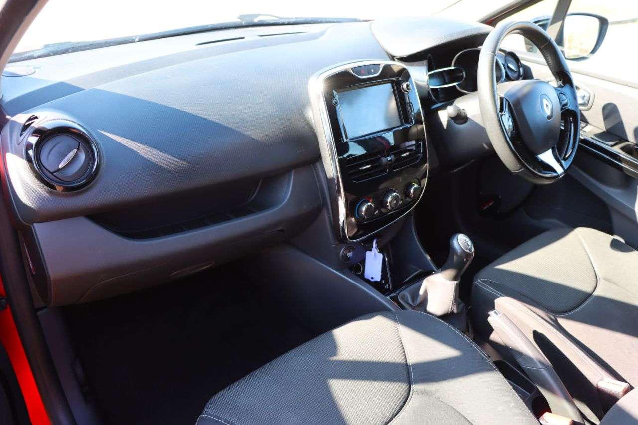 2013 RENAULT CLIO 2013 RENAULT CLIO