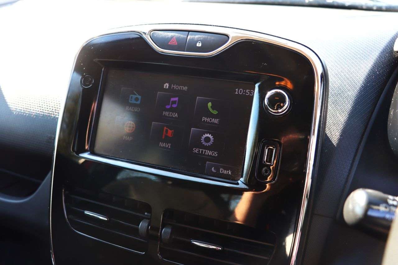 2013 RENAULT CLIO 2013 RENAULT CLIO