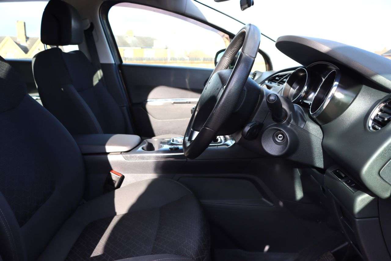 2015 PEUGEOT 3008 2015 PEUGEOT 3008