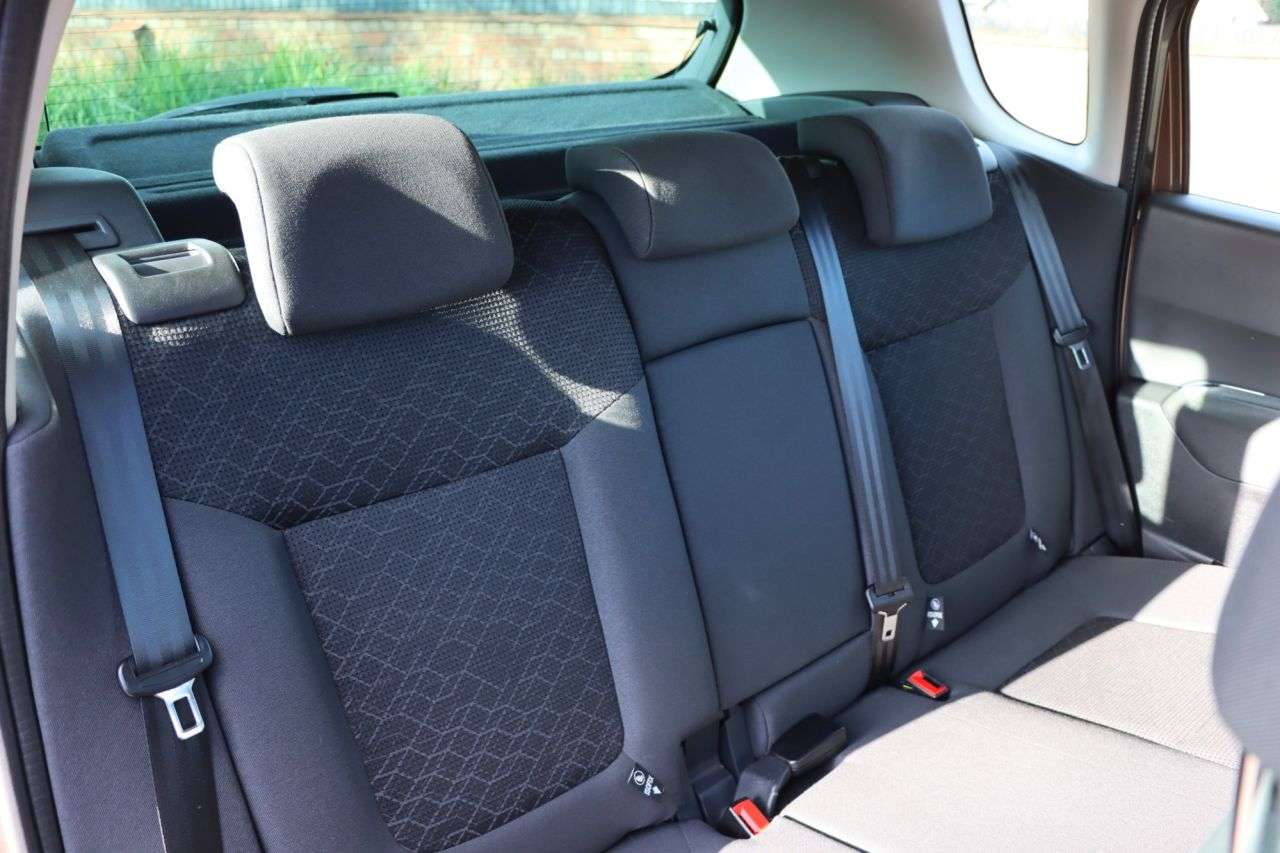 2015 PEUGEOT 3008 2015 PEUGEOT 3008