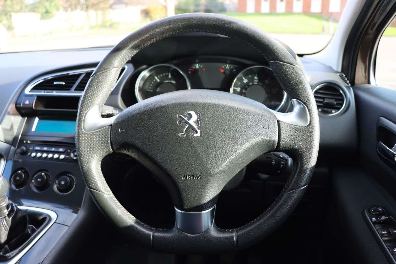 2015 PEUGEOT 3008 2015 PEUGEOT 3008