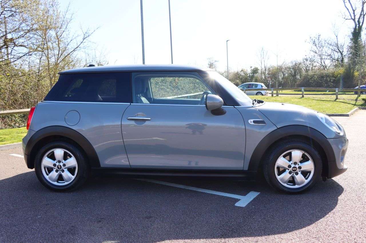 2017 MINI HATCH 2017 MINI HATCH