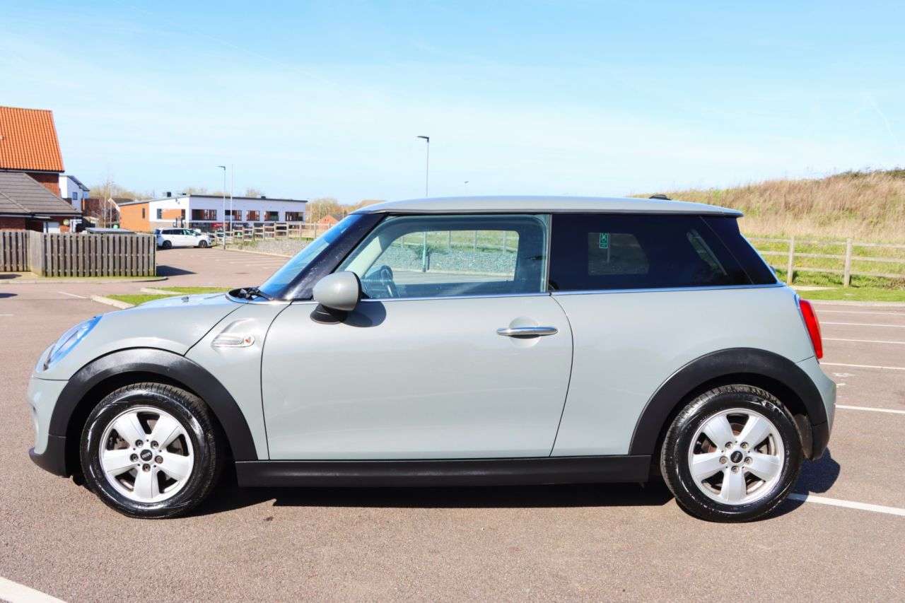 2017 MINI HATCH 2017 MINI HATCH