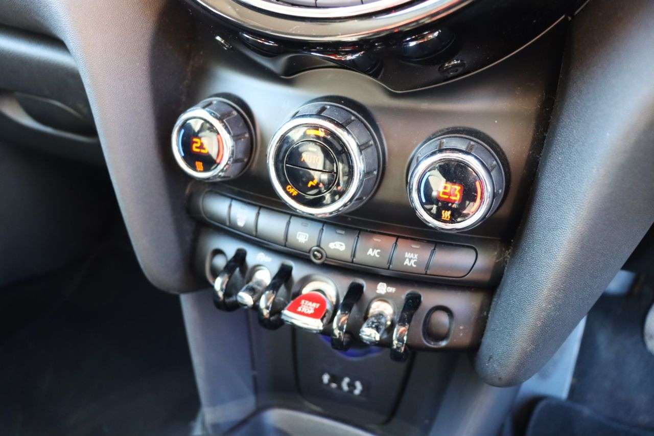 2017 MINI HATCH 2017 MINI HATCH