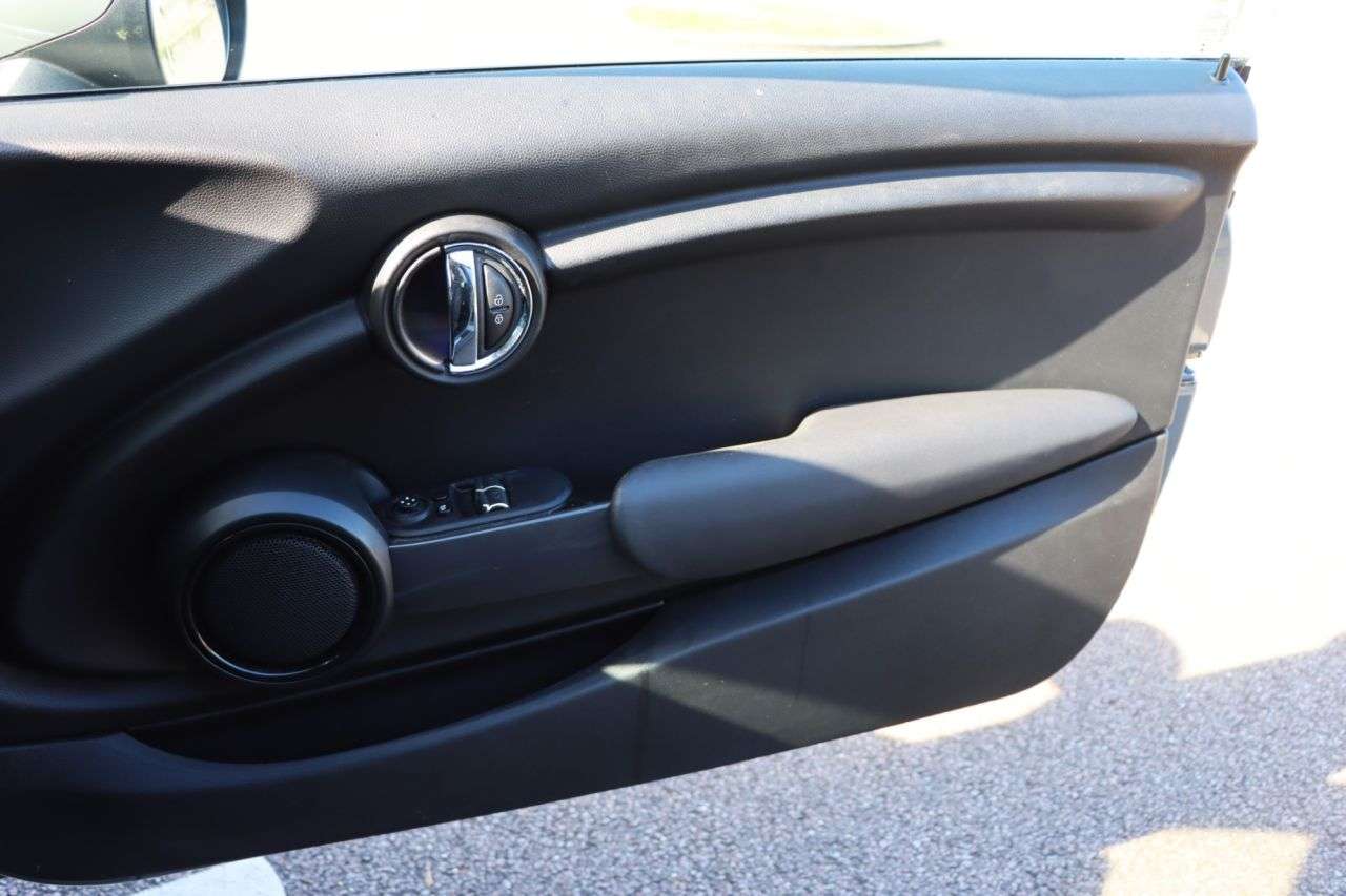 2017 MINI HATCH 2017 MINI HATCH