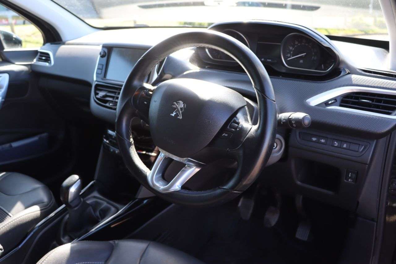 2017 PEUGEOT 2008 2017 PEUGEOT 2008