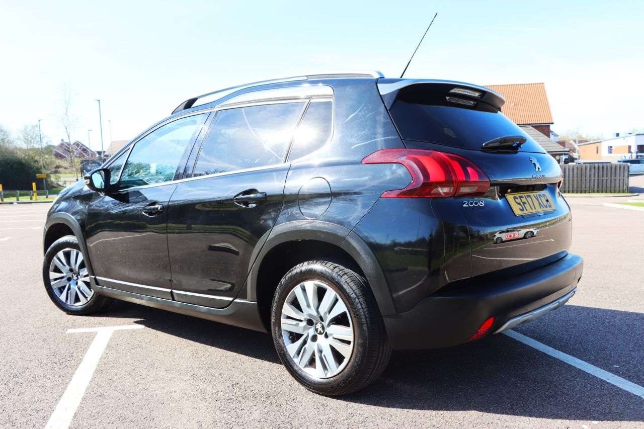 2017 PEUGEOT 2008 2017 PEUGEOT 2008