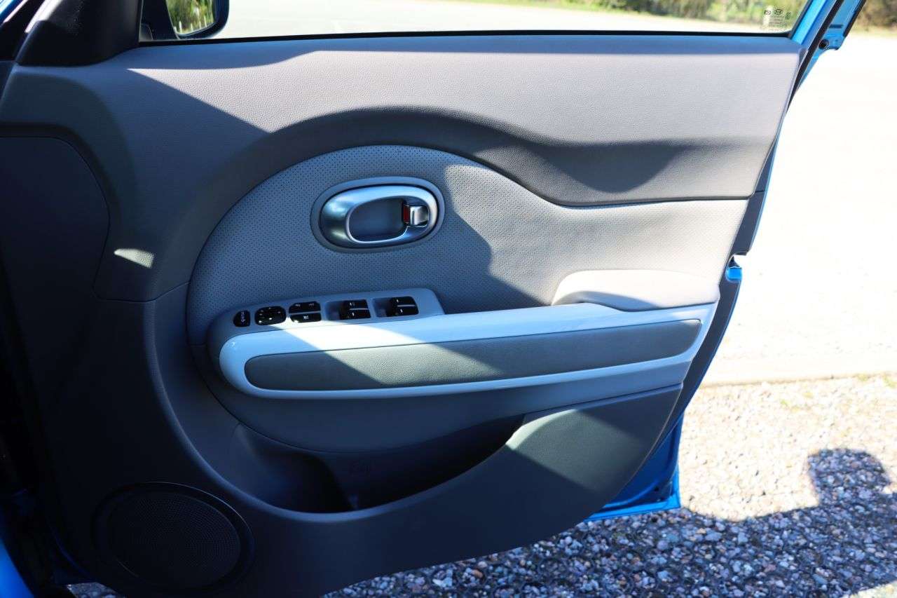 2016 KIA SOUL 2016 KIA SOUL