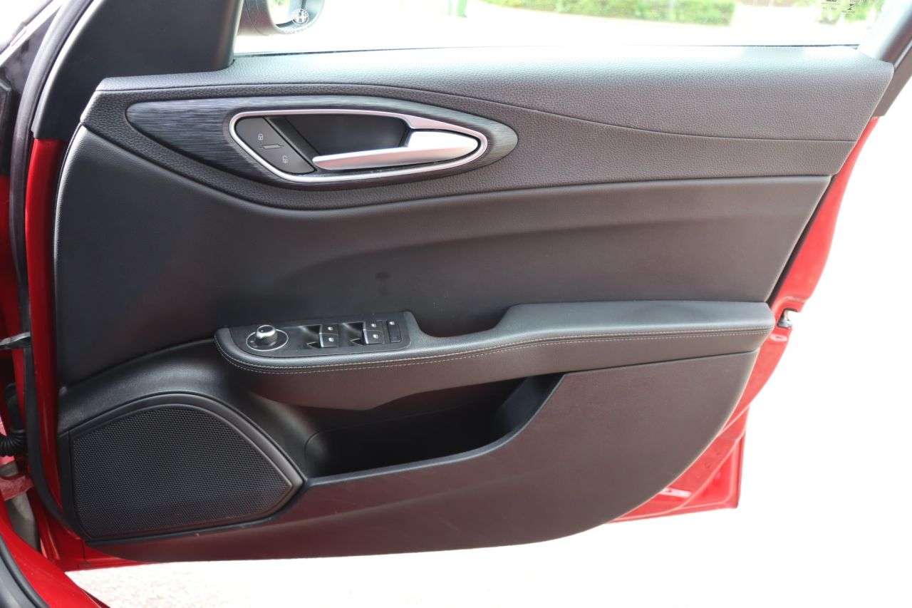 2018 ALFA ROMEO GIULIA 2018 ALFA ROMEO GIULIA