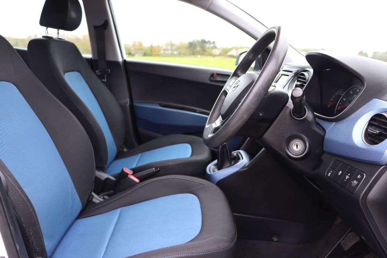 2015 HYUNDAI I10 2015 HYUNDAI I10