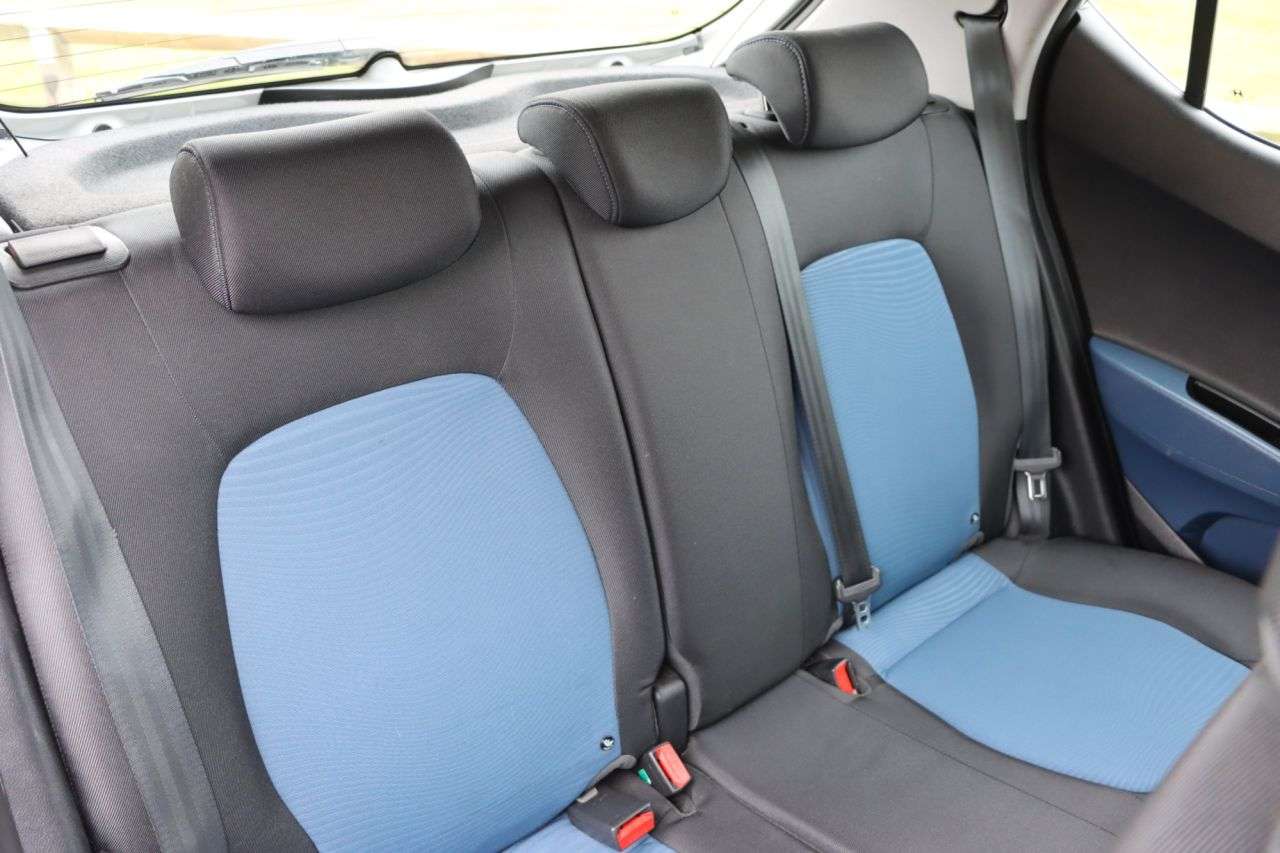 2015 HYUNDAI I10 2015 HYUNDAI I10