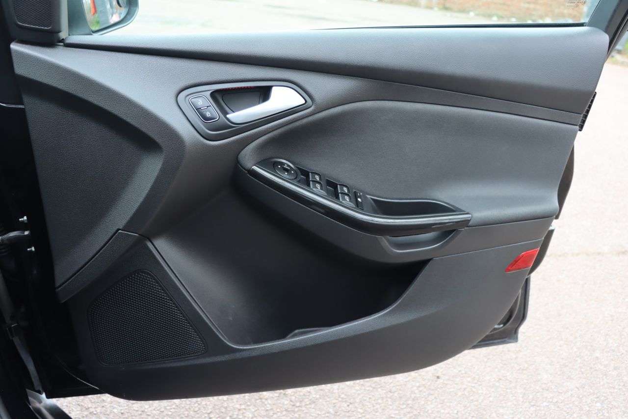 2018 FORD FOCUS 2018 FORD FOCUS