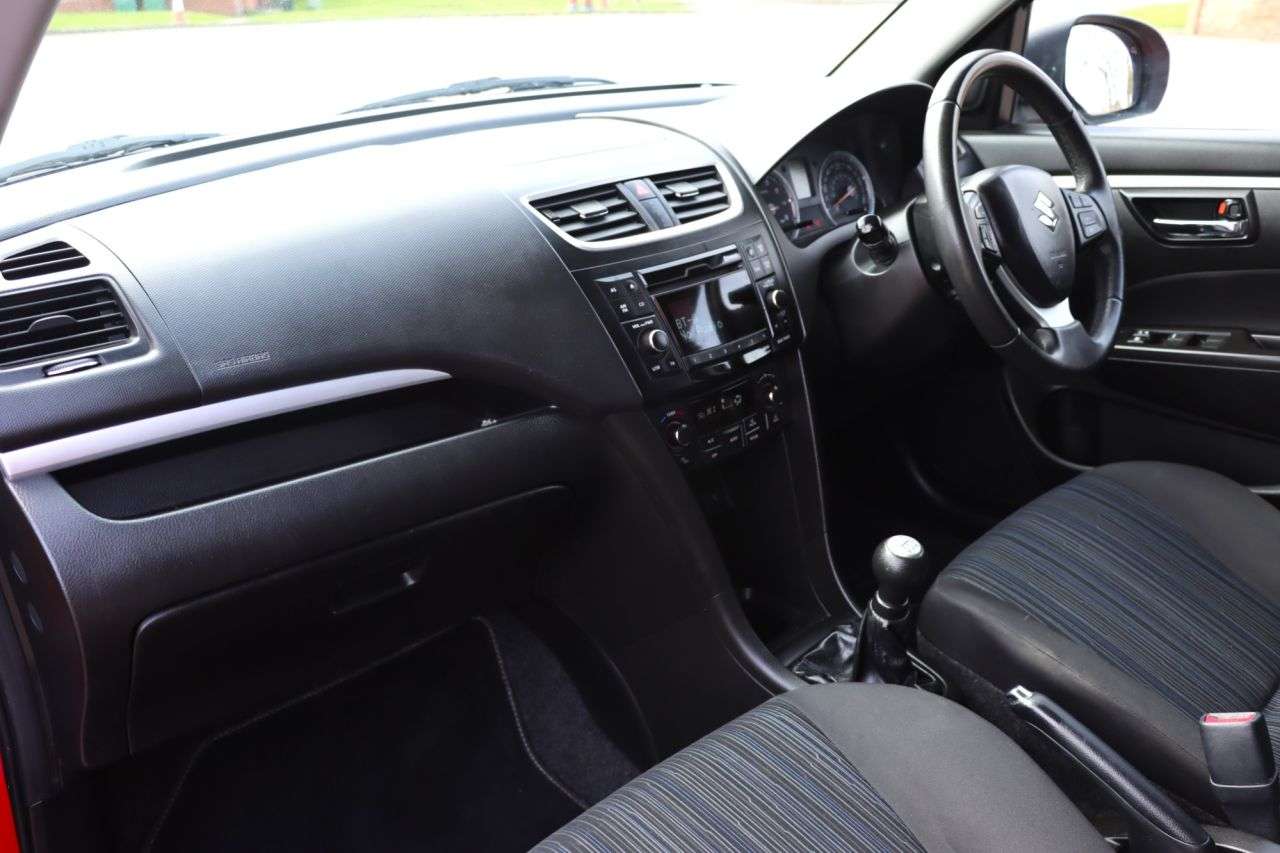 2014 SUZUKI SWIFT 2014 SUZUKI SWIFT
