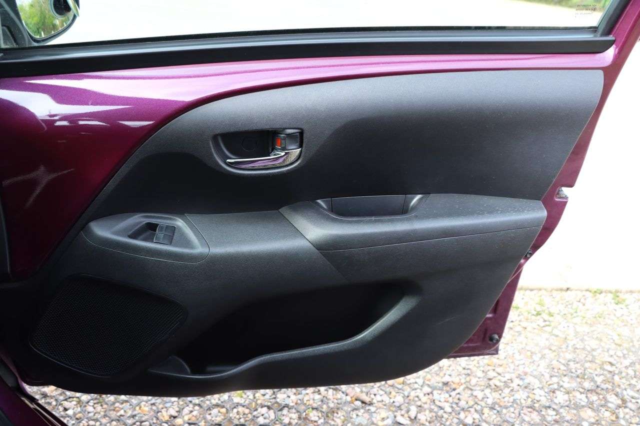 2014 PEUGEOT 108 2014 PEUGEOT 108