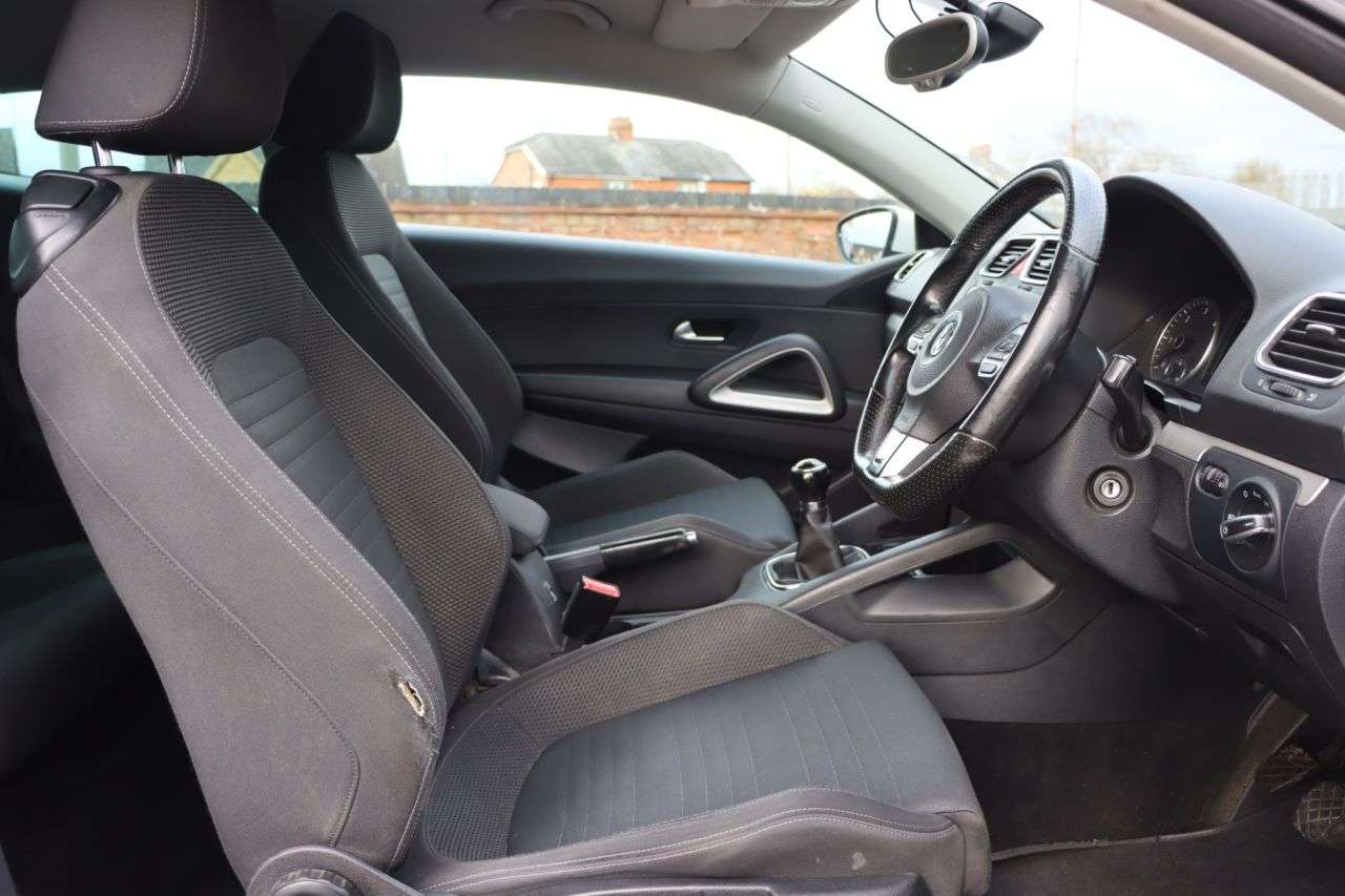 2011 VOLKSWAGEN SCIROCCO 2011 VOLKSWAGEN SCIROCCO