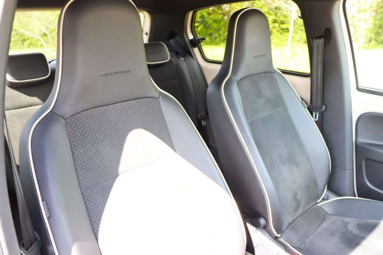 2015 SEAT MII 2015 SEAT MII