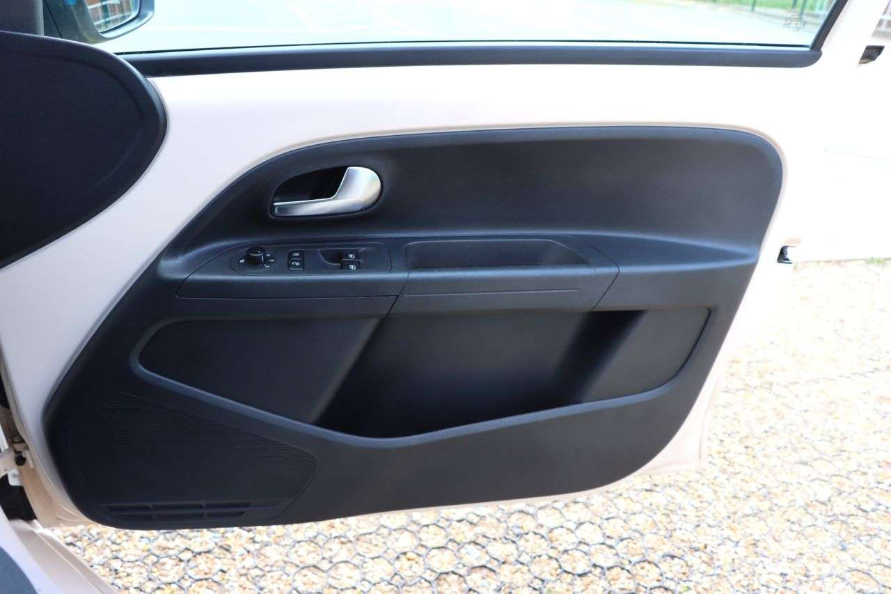 2015 SEAT MII 2015 SEAT MII