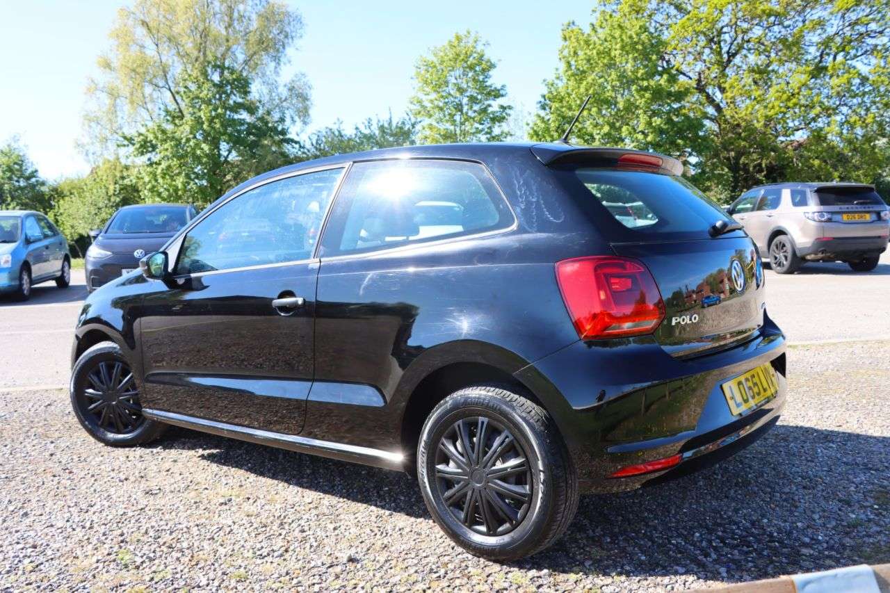 A 2015 VOLKSWAGEN POLO 1.0 BlueMotion Tech S Hatchback 3dr Petrol Manual Euro 6 (s/s) (A/C) (60 ps A 2015 VOLKSWAGEN POLO 1.0 BlueMotion Tech S Hatchback 3dr Petrol Manual Euro 6 (s/s) (A/C) (60 ps