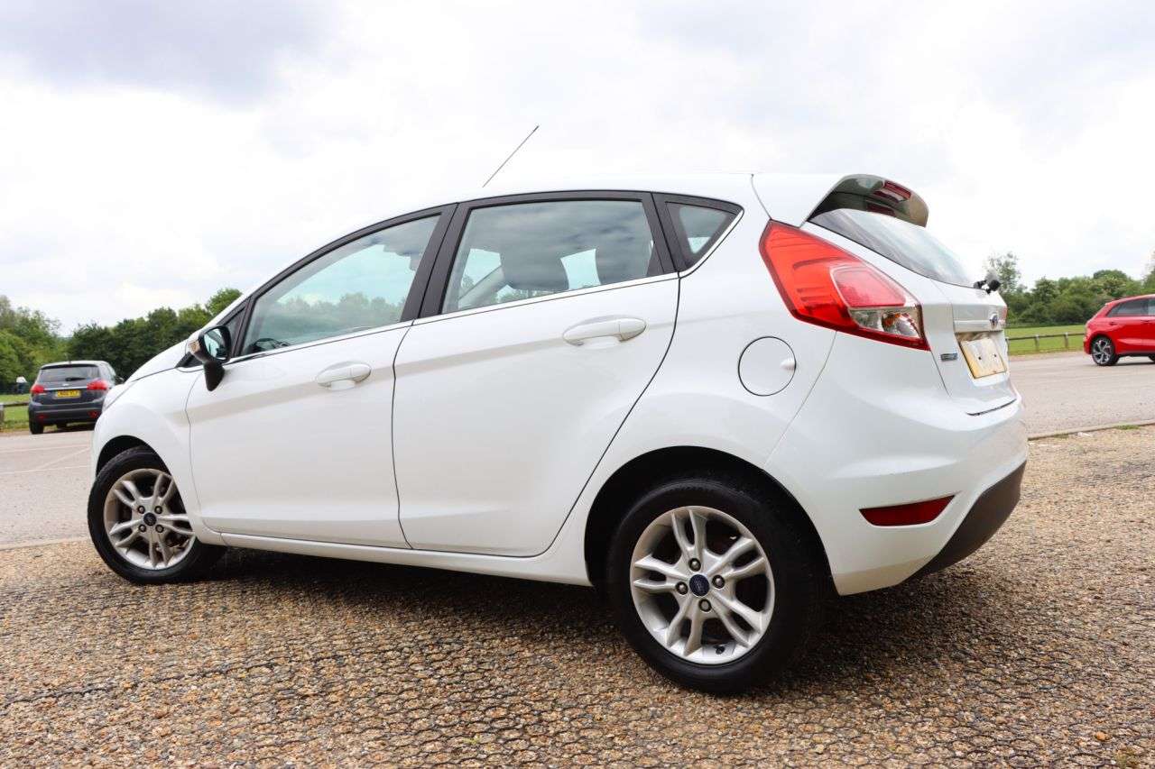 2015 FORD FIESTA 2015 FORD FIESTA