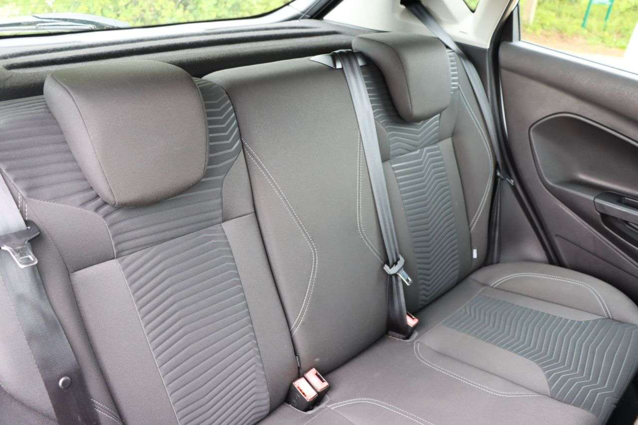 2015 FORD FIESTA 2015 FORD FIESTA