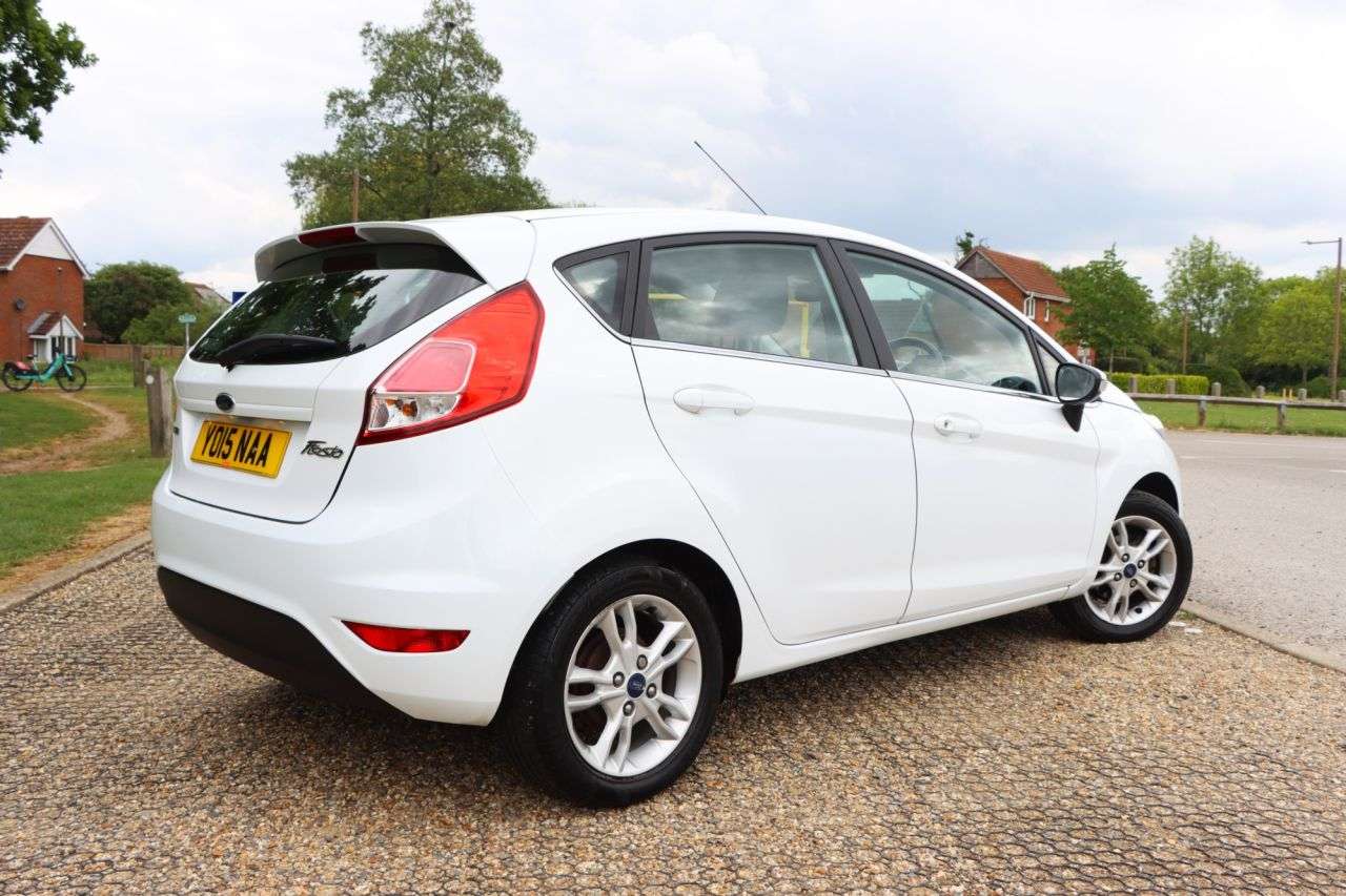 2015 FORD FIESTA 2015 FORD FIESTA
