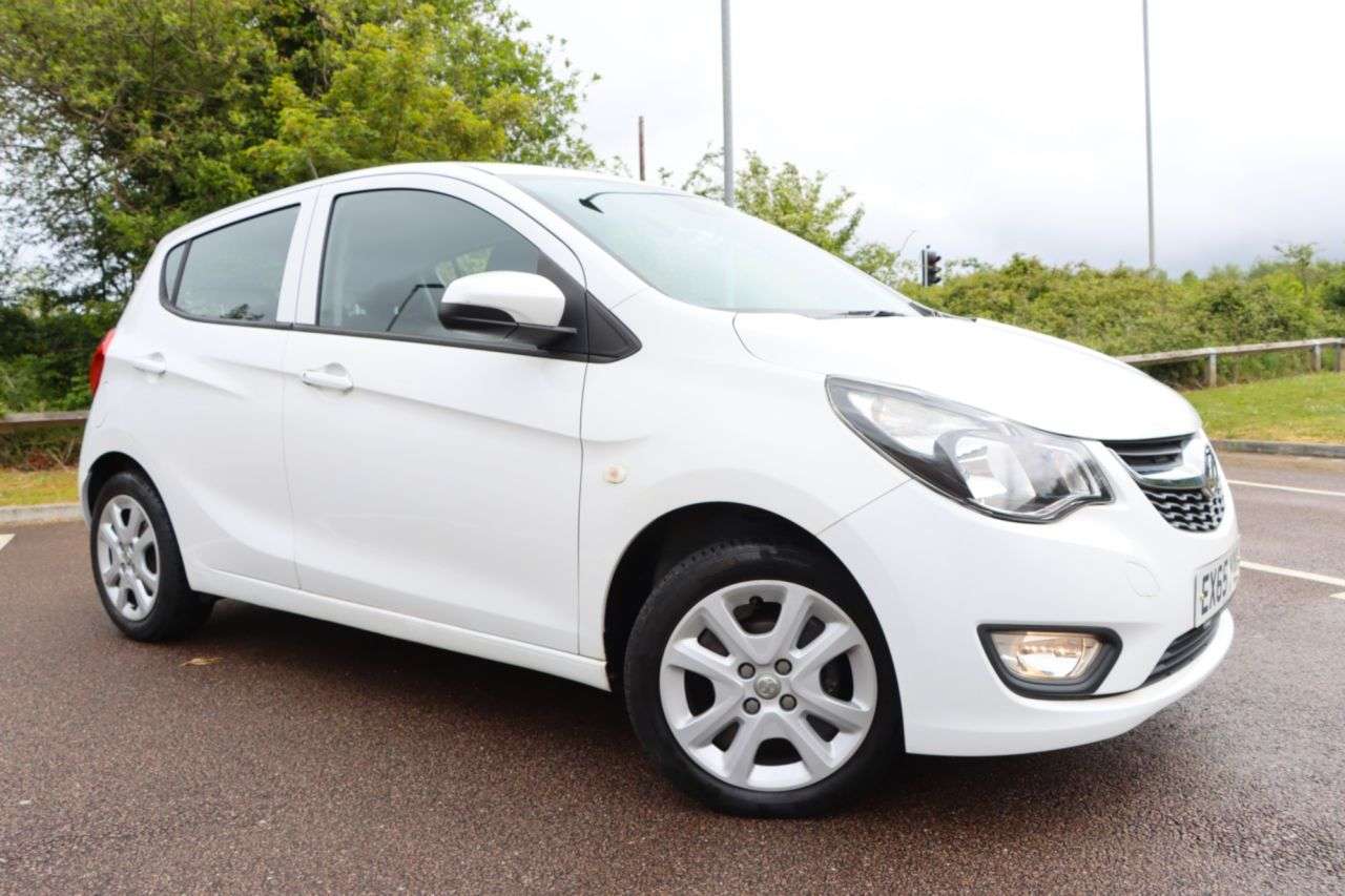 A 2015 VAUXHALL VIVA 1.0i SE Hatchback 5dr Petrol Manual Euro 6 (75 ps) Just Serviced Ready to D A 2015 VAUXHALL VIVA 1.0i SE Hatchback 5dr Petrol Manual Euro 6 (75 ps) Just Serviced Ready to D