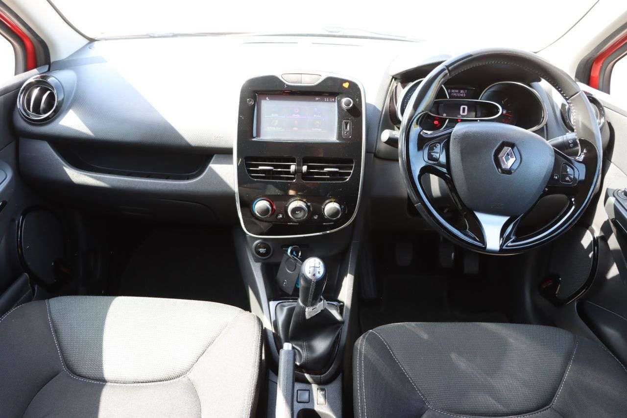 2016 RENAULT CLIO 2016 RENAULT CLIO