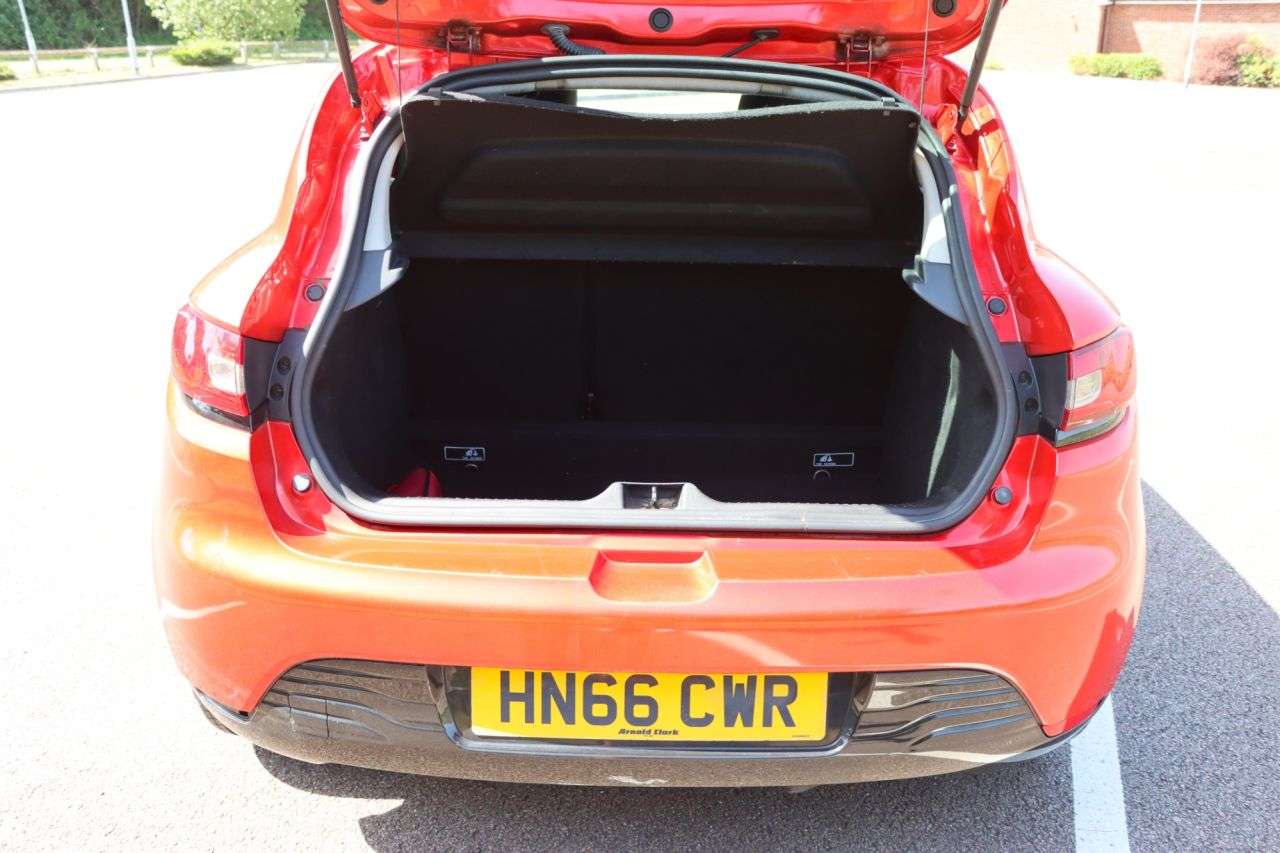 2016 RENAULT CLIO 2016 RENAULT CLIO