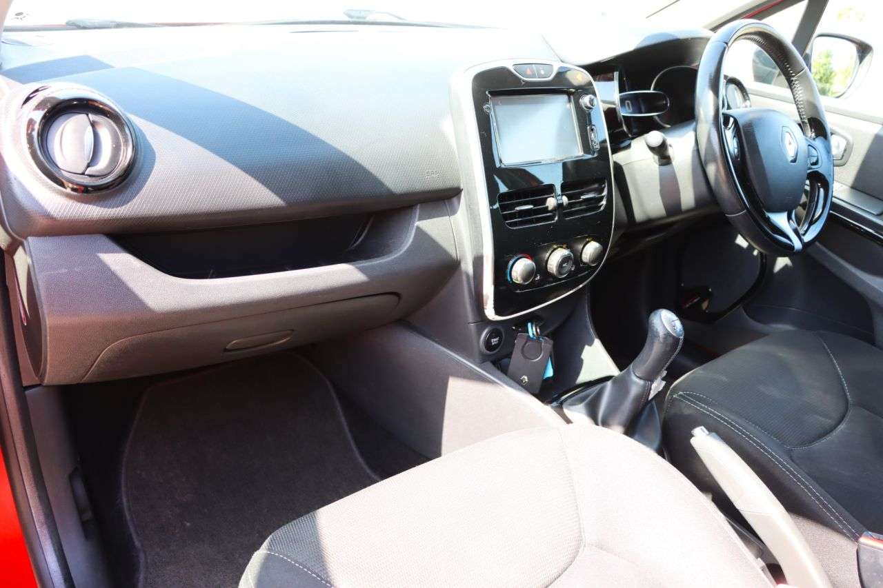 2016 RENAULT CLIO 2016 RENAULT CLIO