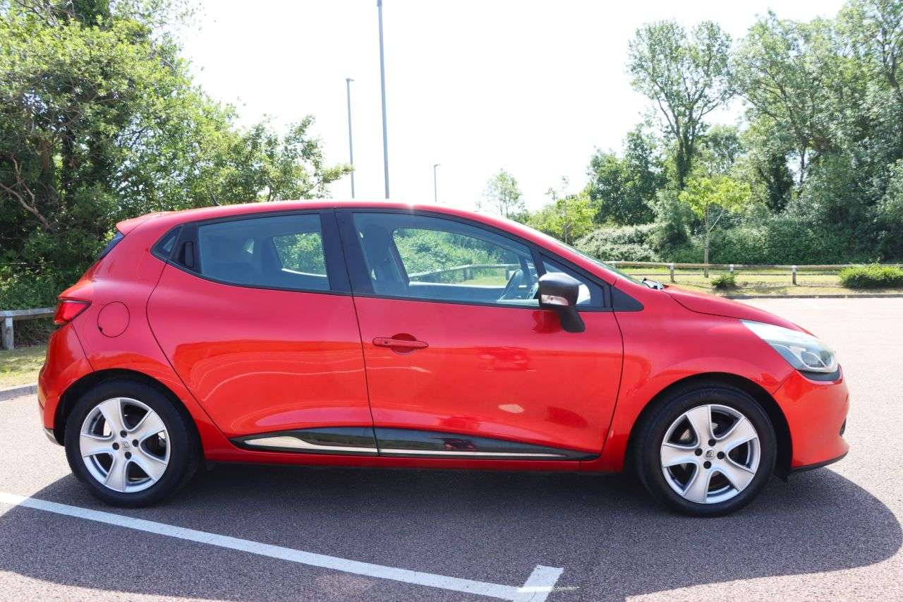 2016 RENAULT CLIO 2016 RENAULT CLIO