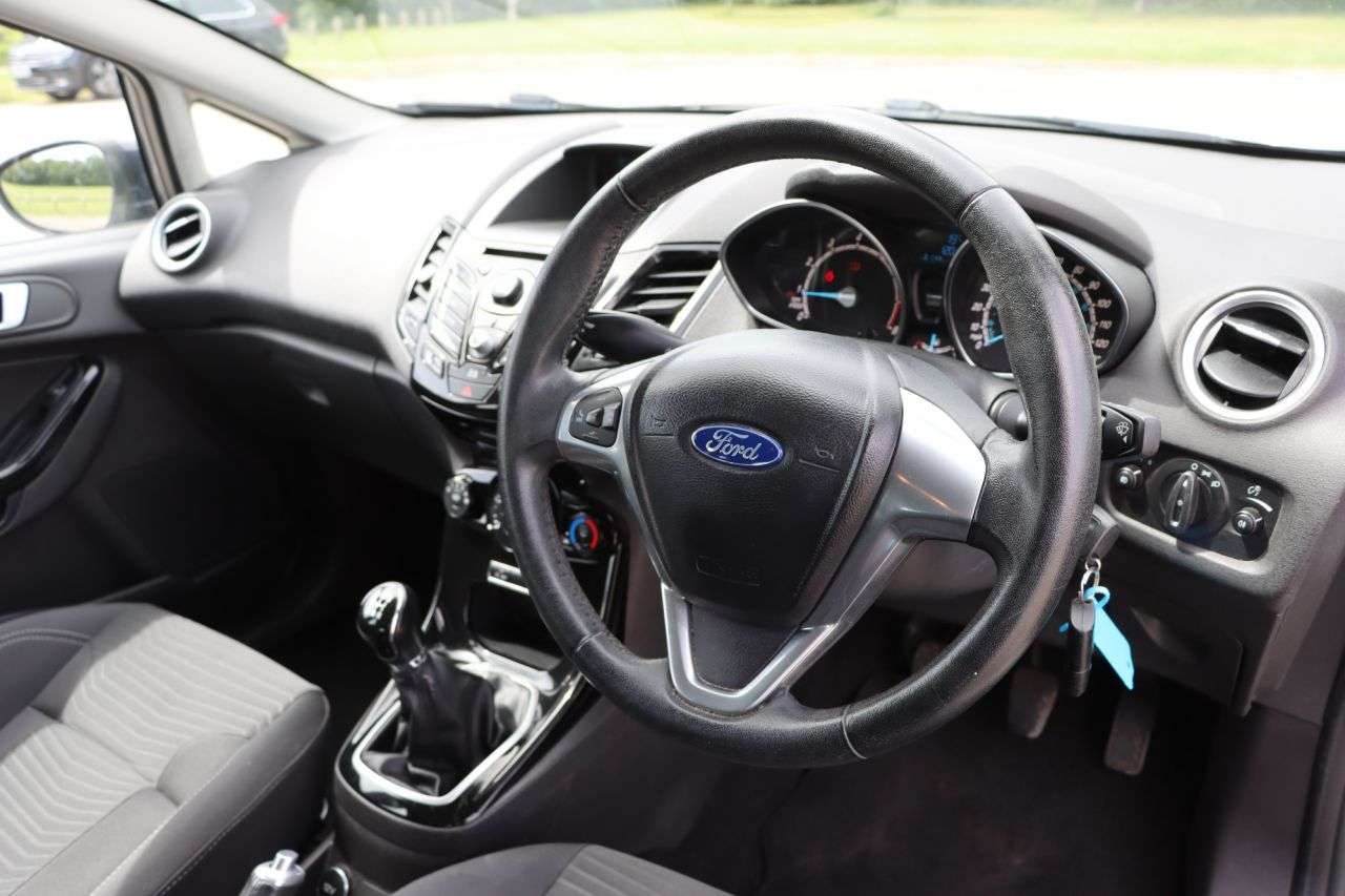 2015 FORD FIESTA 2015 FORD FIESTA