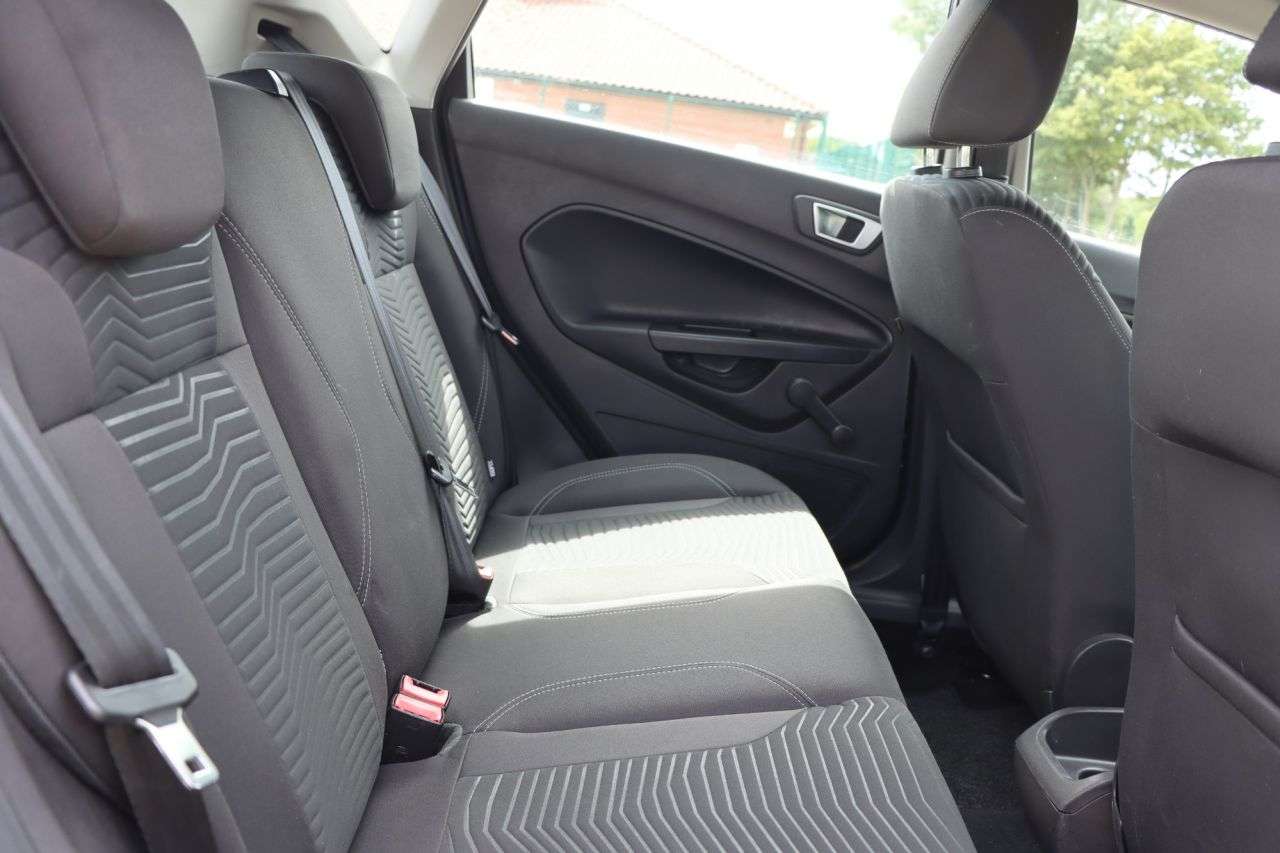 2015 FORD FIESTA 2015 FORD FIESTA