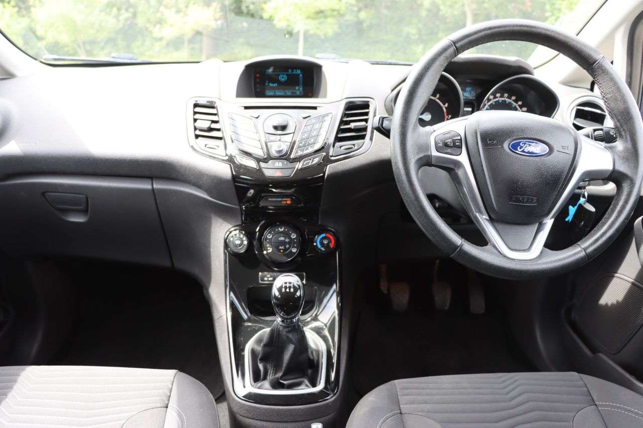 2015 FORD FIESTA 2015 FORD FIESTA