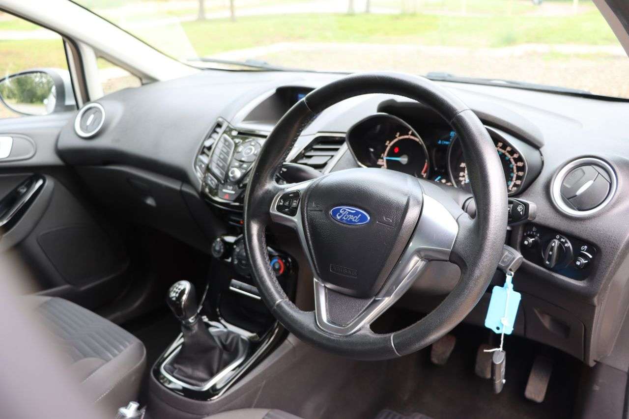 2016 FORD FIESTA 2016 FORD FIESTA