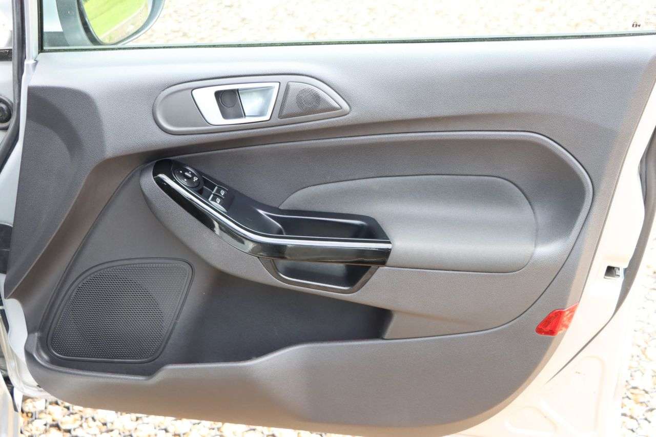 2016 FORD FIESTA 2016 FORD FIESTA